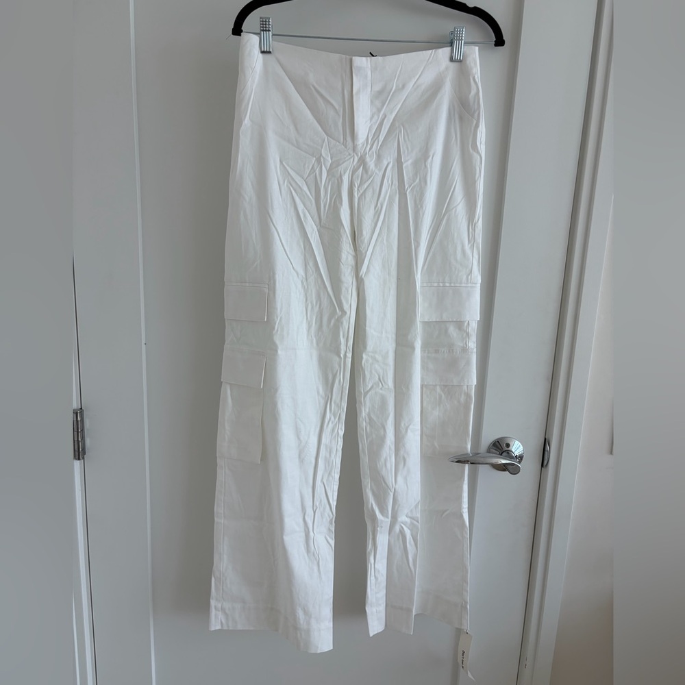 NWT Reformation Vida Poplin Low Rise Cargo Pants - Bright White - Size 2